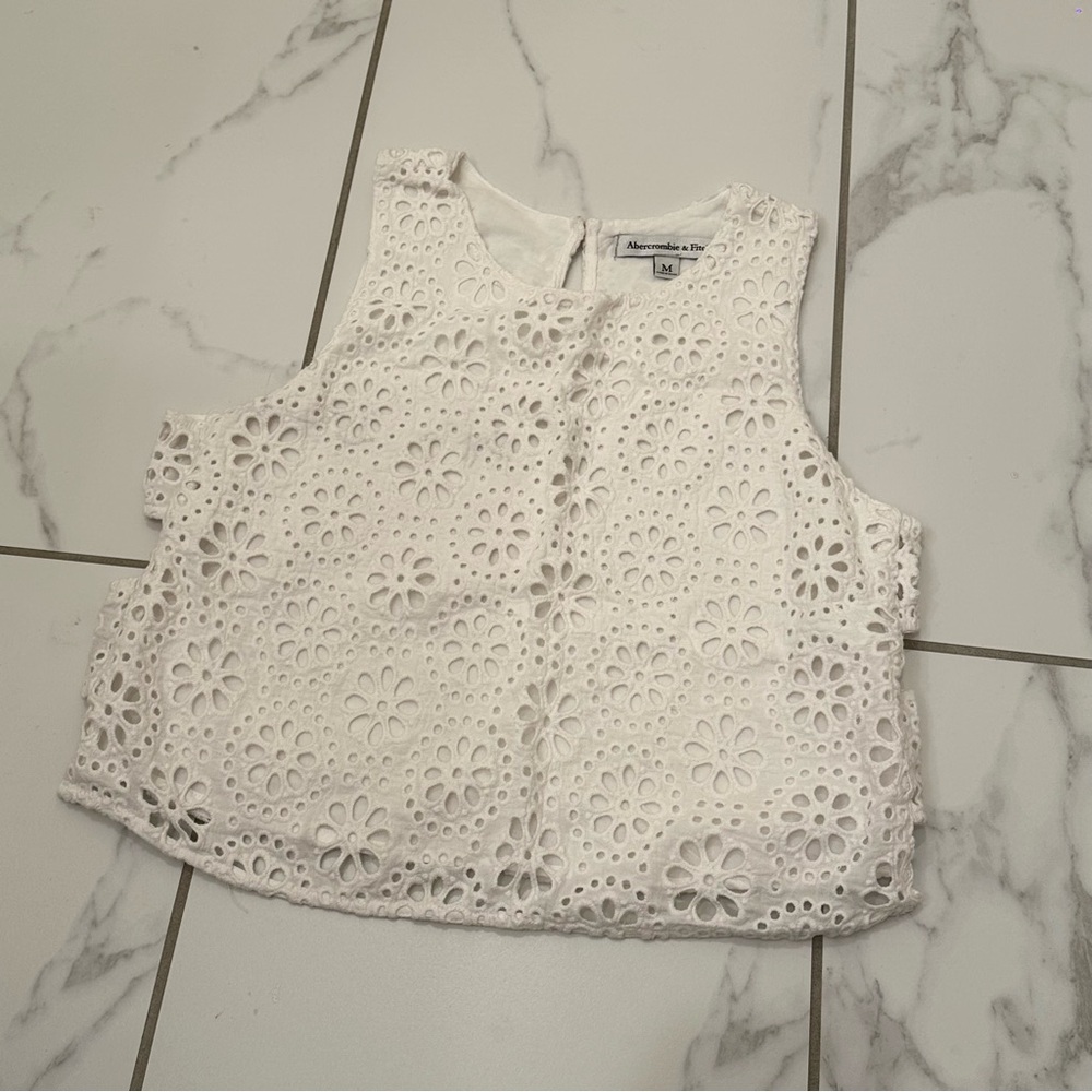 LACE SIDE OPEN TOP
